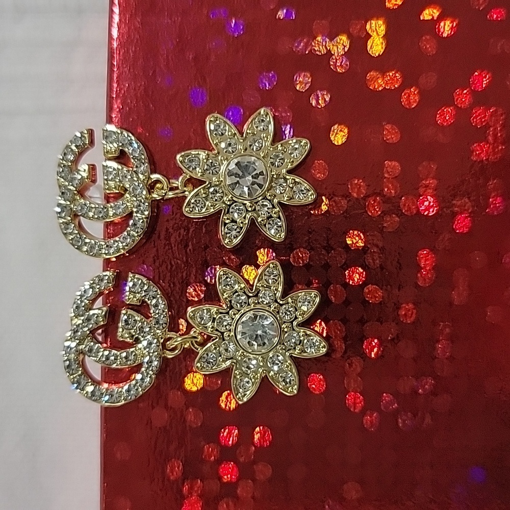 GUCCI 100% Authentic upcycled GG FLOWER DROPPED EAR RINGS